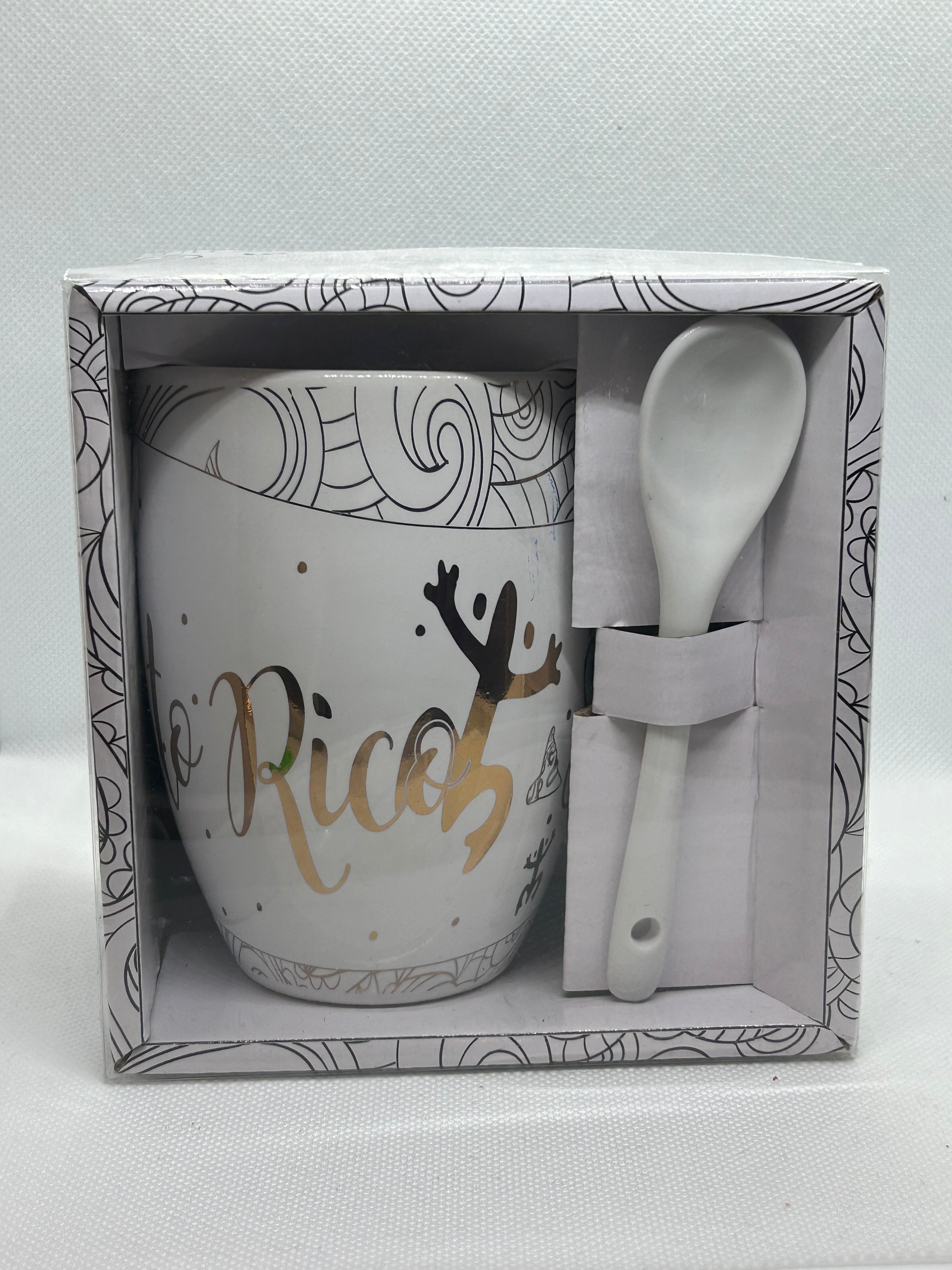 TAZA CON CUCHARA - BLANCO CON LETRAS ORO