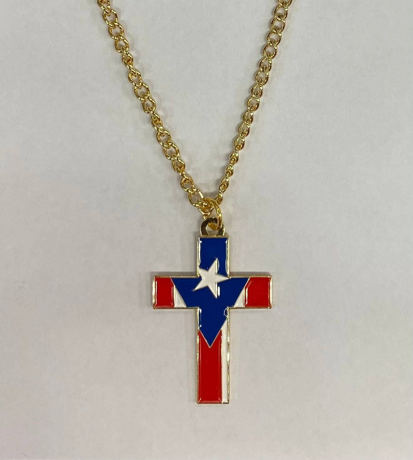 Cadena con colgante de PR. -cruz
