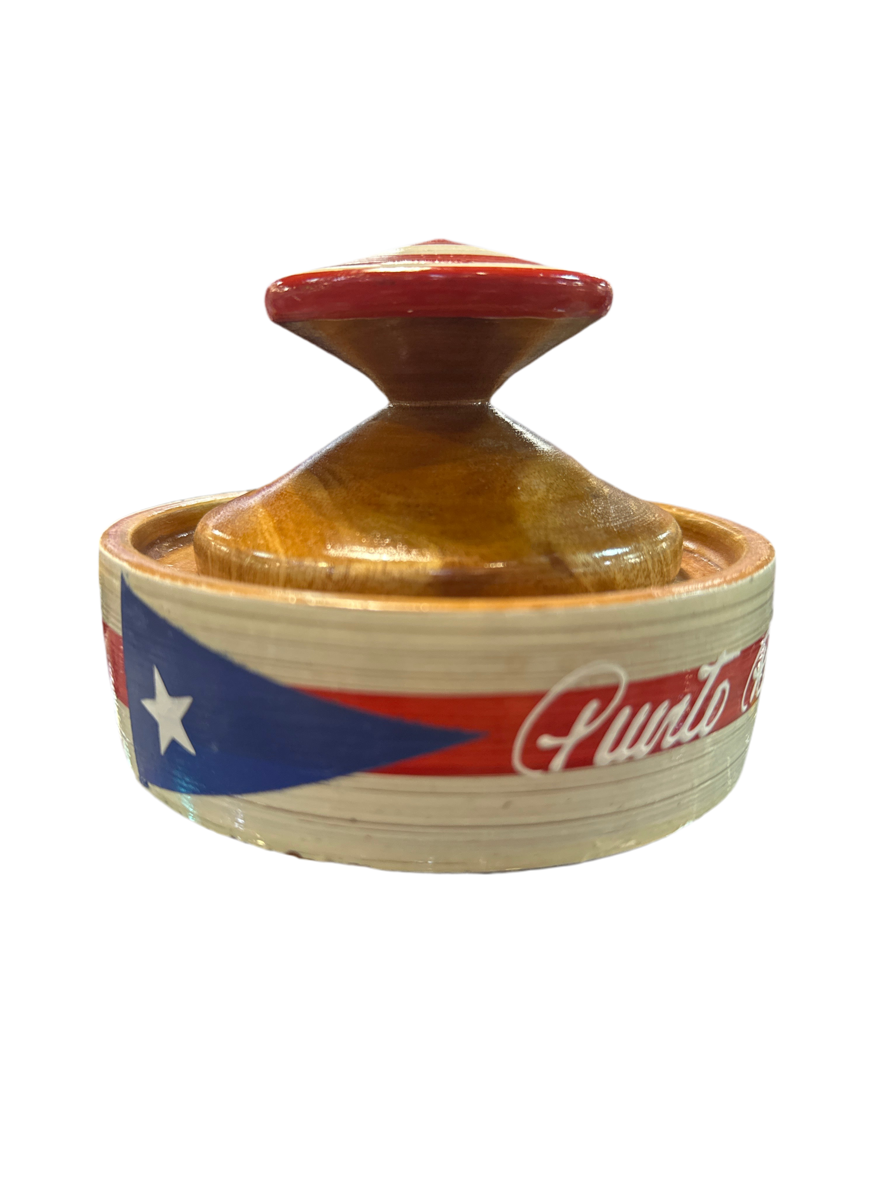 TOSTONERA REDONDA EN MADERA CON BANDERA DE PUERTO RICO