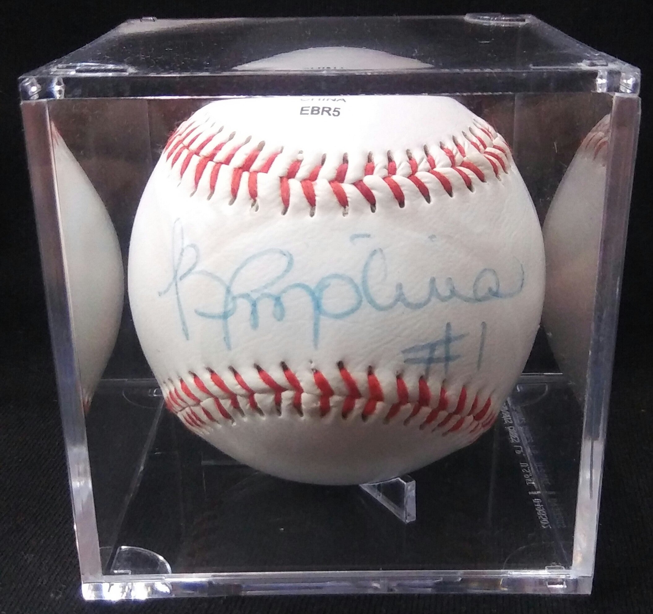 Bola de baseball autografiada por ....