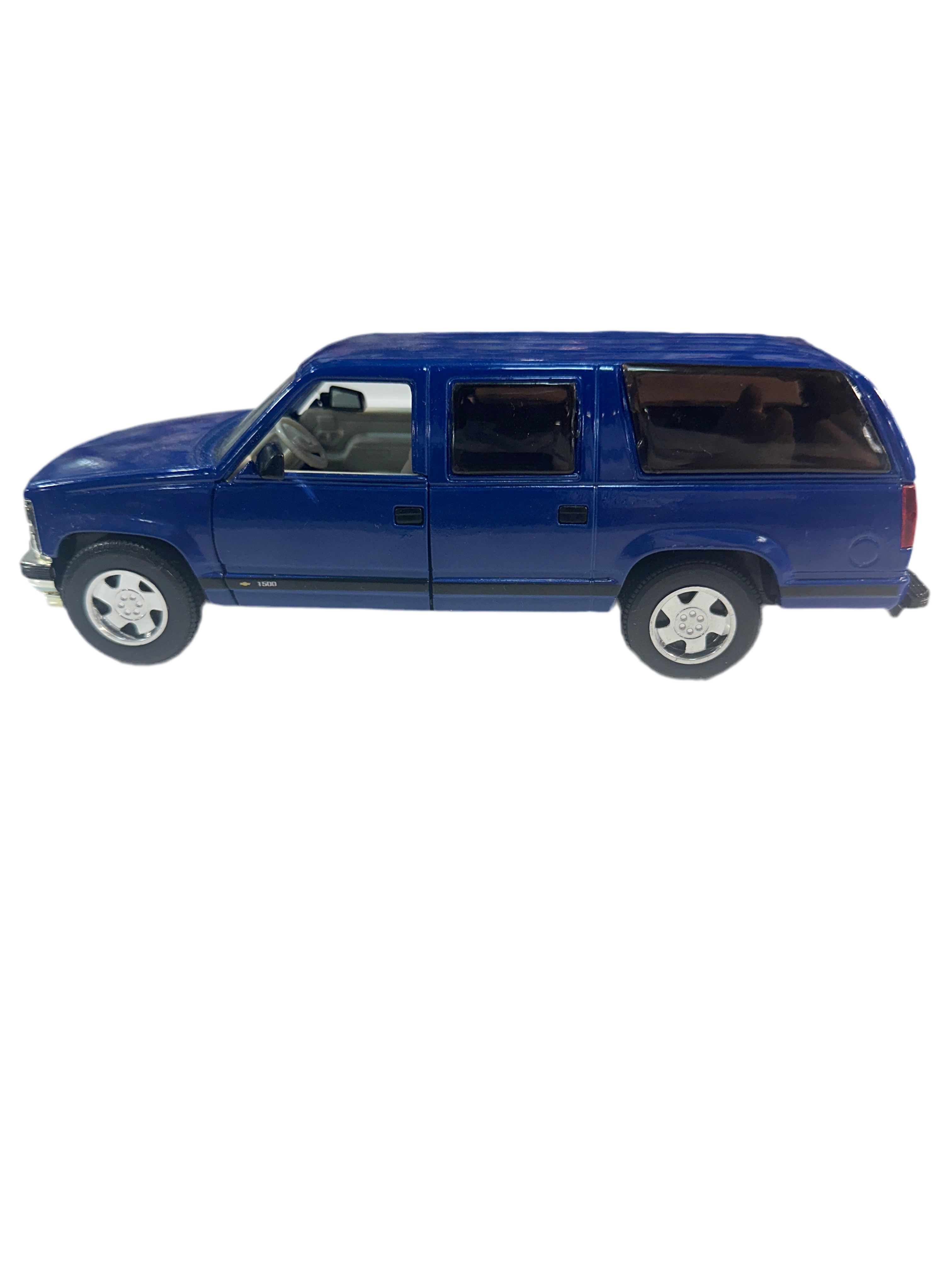 1/24 1993 CHEVROLET SUBURBAN – Dream Team Collectibles 1/24 1993 CHEVROLET SUBURBAN – Dream Team Collectibles