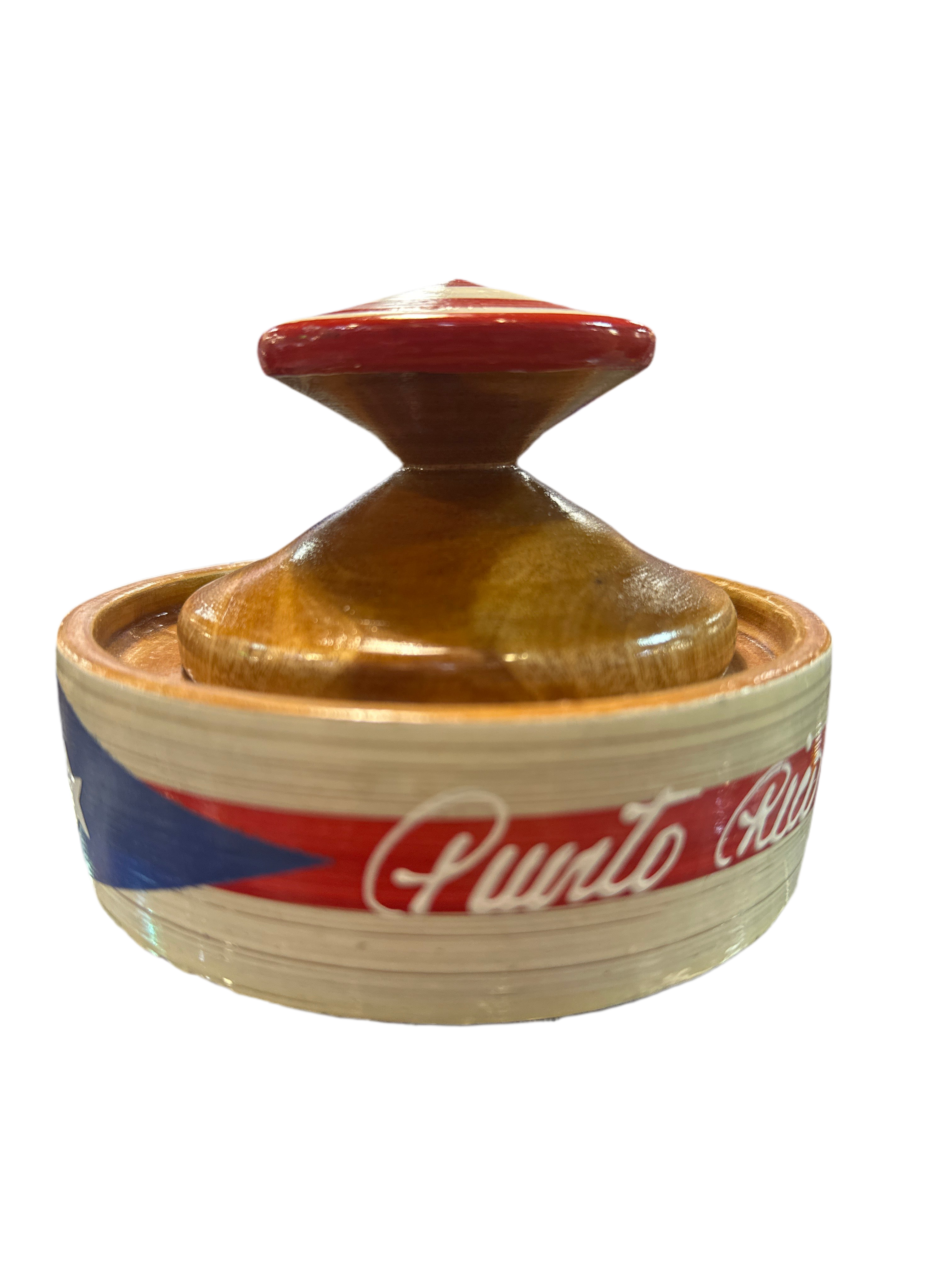 TOSTONERA REDONDA EN MADERA CON BANDERA DE PUERTO RICO