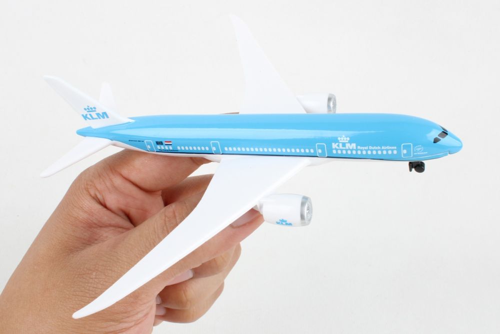 KLM AIRLINES SINGLE PLANE