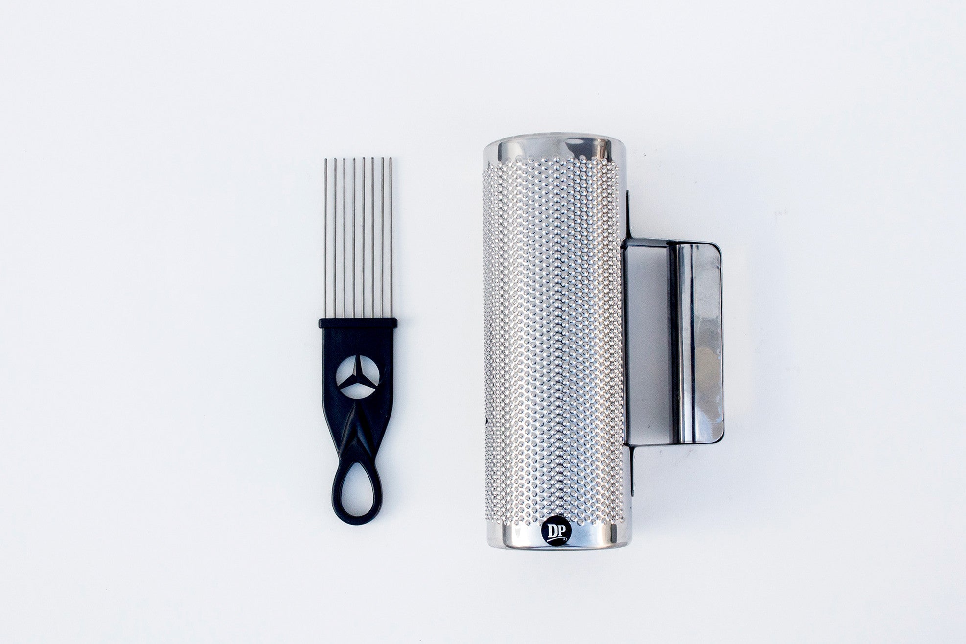 GUIRA DE METAL 8” CON RASPA