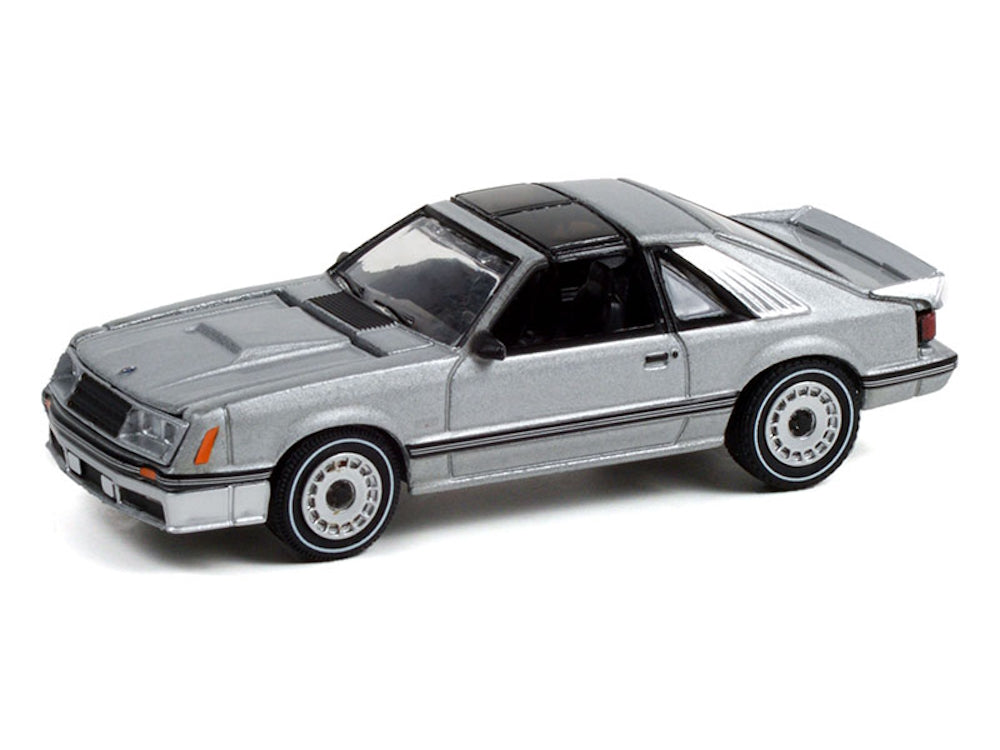 1/64 CHEVROLET EL CAMINO SS 1980 BLANCO Y DORADO - GL MUSCLE