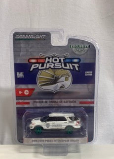 1/64 GREENLIGHT 2016 FORD POLICE INTERCEPTOR UTILITY POLICIA DE BAYAMON "CHASE"