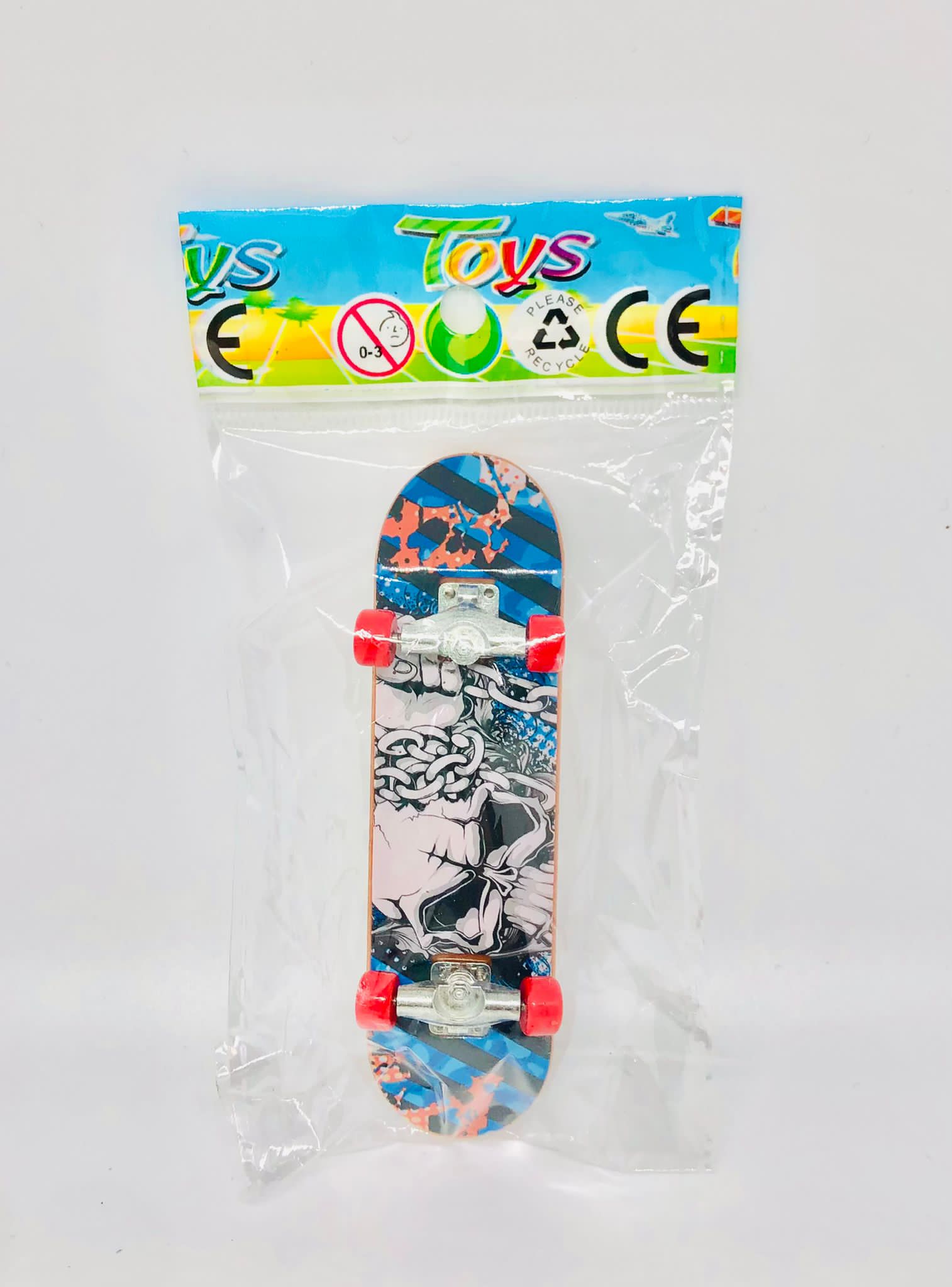 Hand skate board