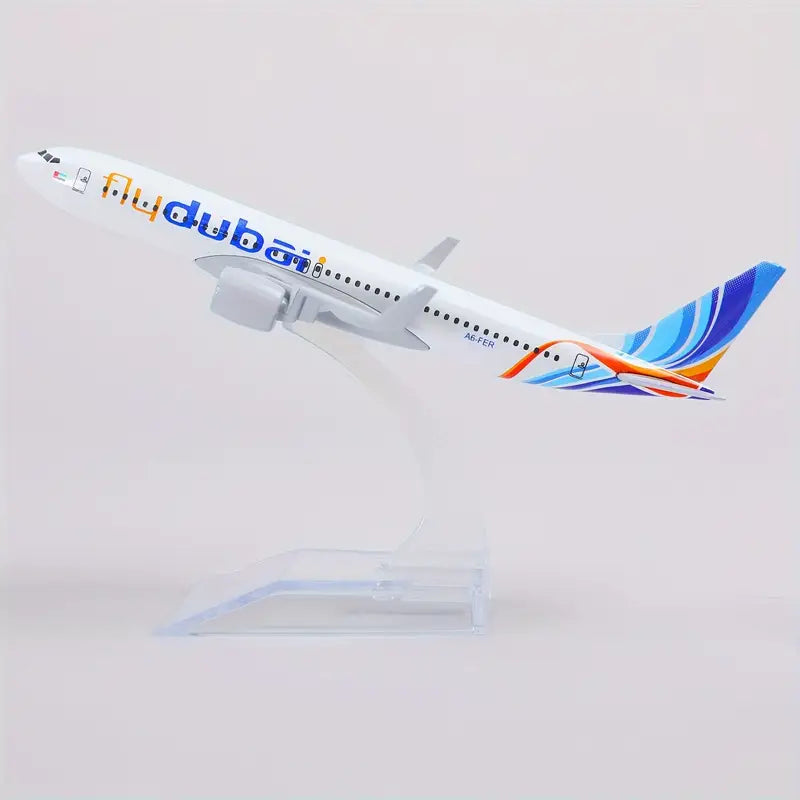 BOEING 737 AIRPLANE MODEL FLY DUBAI AIRWAYS 1:400