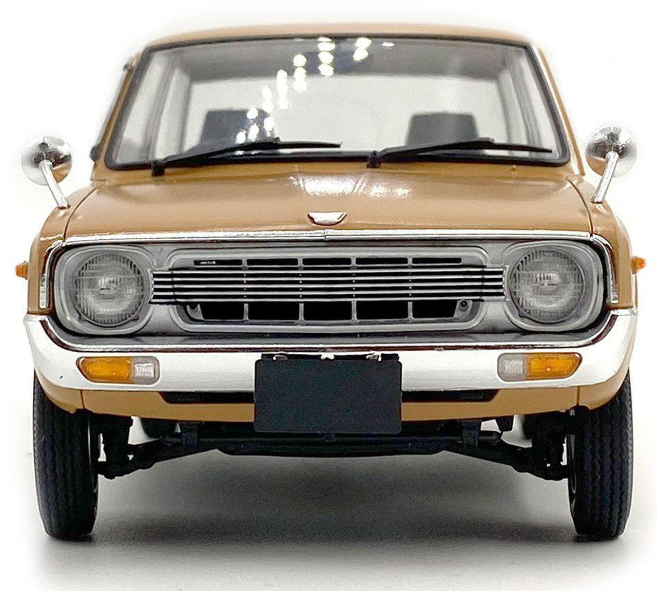 1/24 MAZDA FAMILIA PLASTIC MODEL KIT - FUJIMI