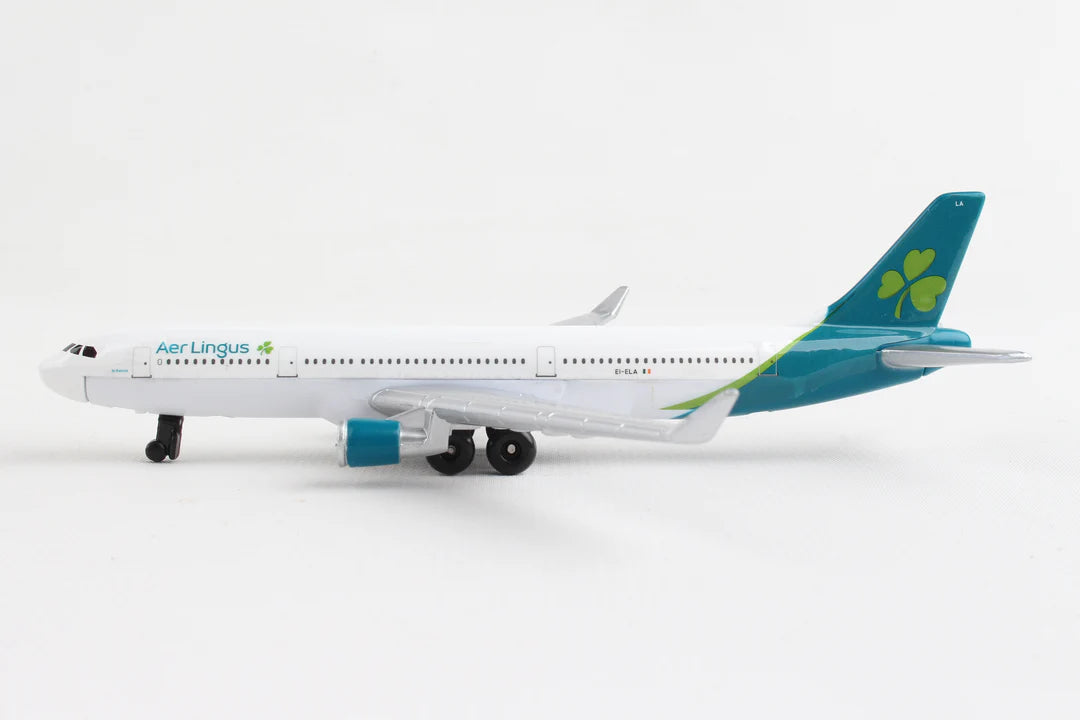 AER LINGUS AIRLINES SINGLE PLANE