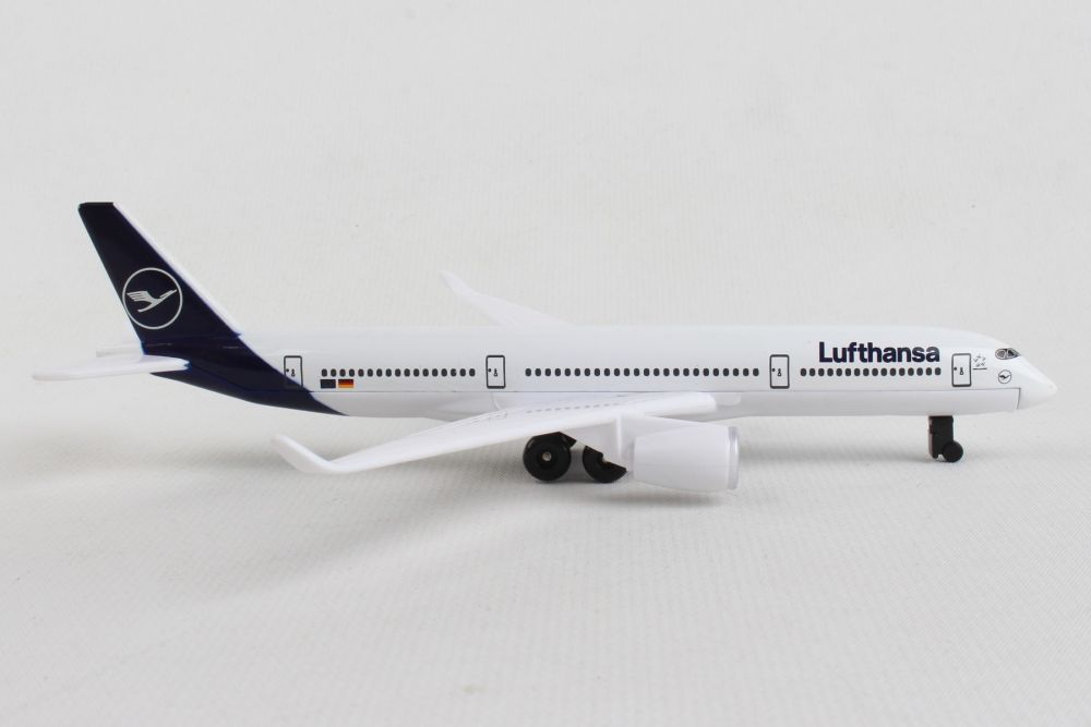 LUFTHANSA AIRLINES SINGLE PLANE