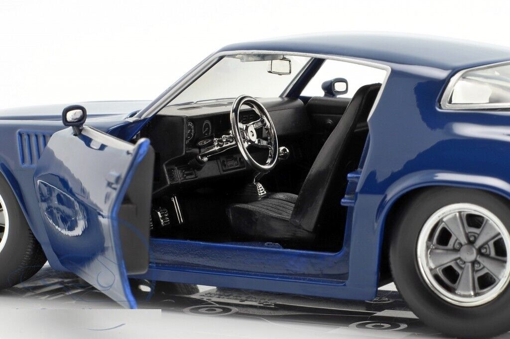 CHEVY CAMARO Z28 DE BILLY A ESCALA 1/24 CON MONEDA COLECCIONABLE - STRANGER THINGS