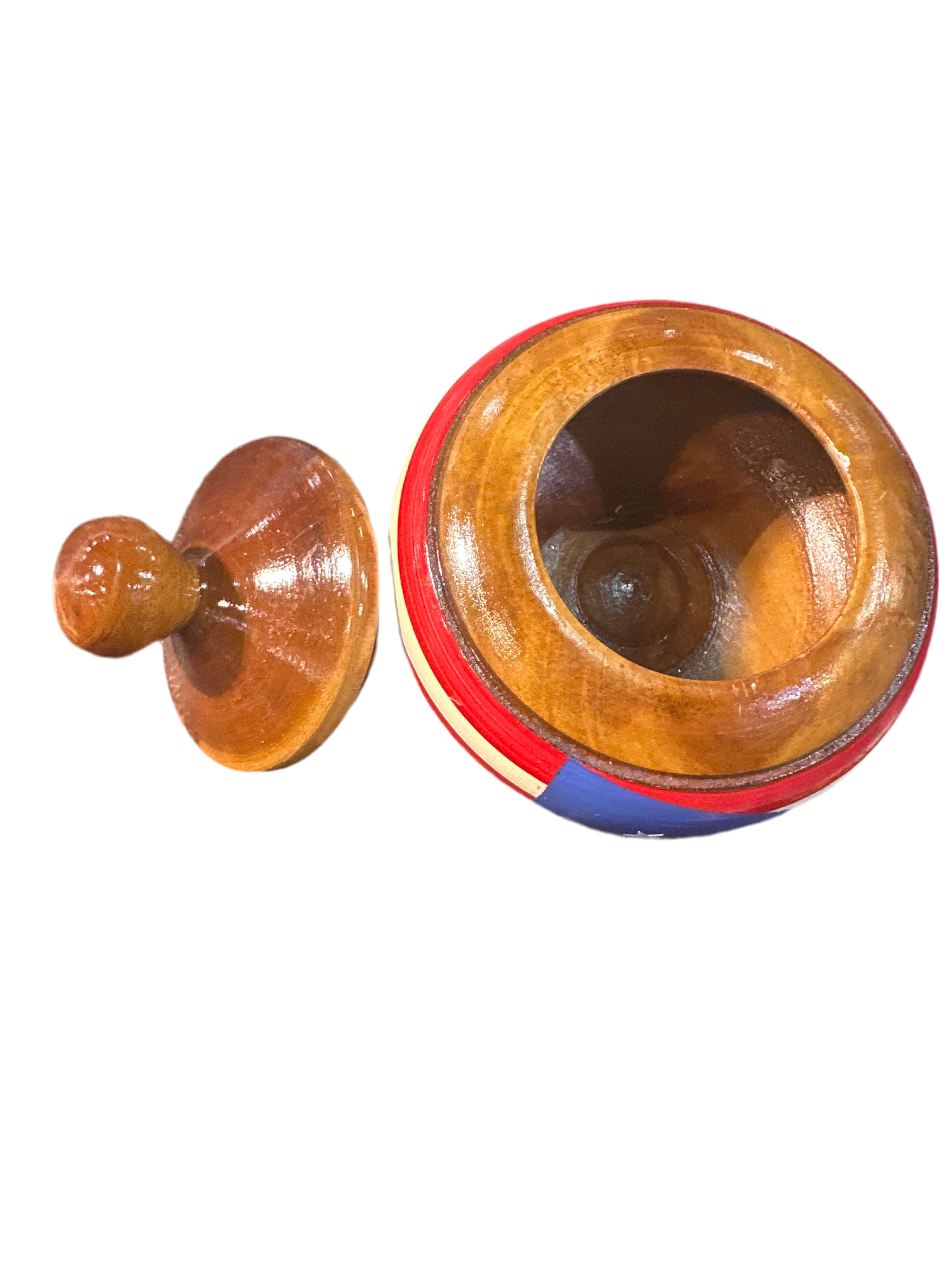 COFRE DE MADERA CON BANDERA DE PUERTO RICO.