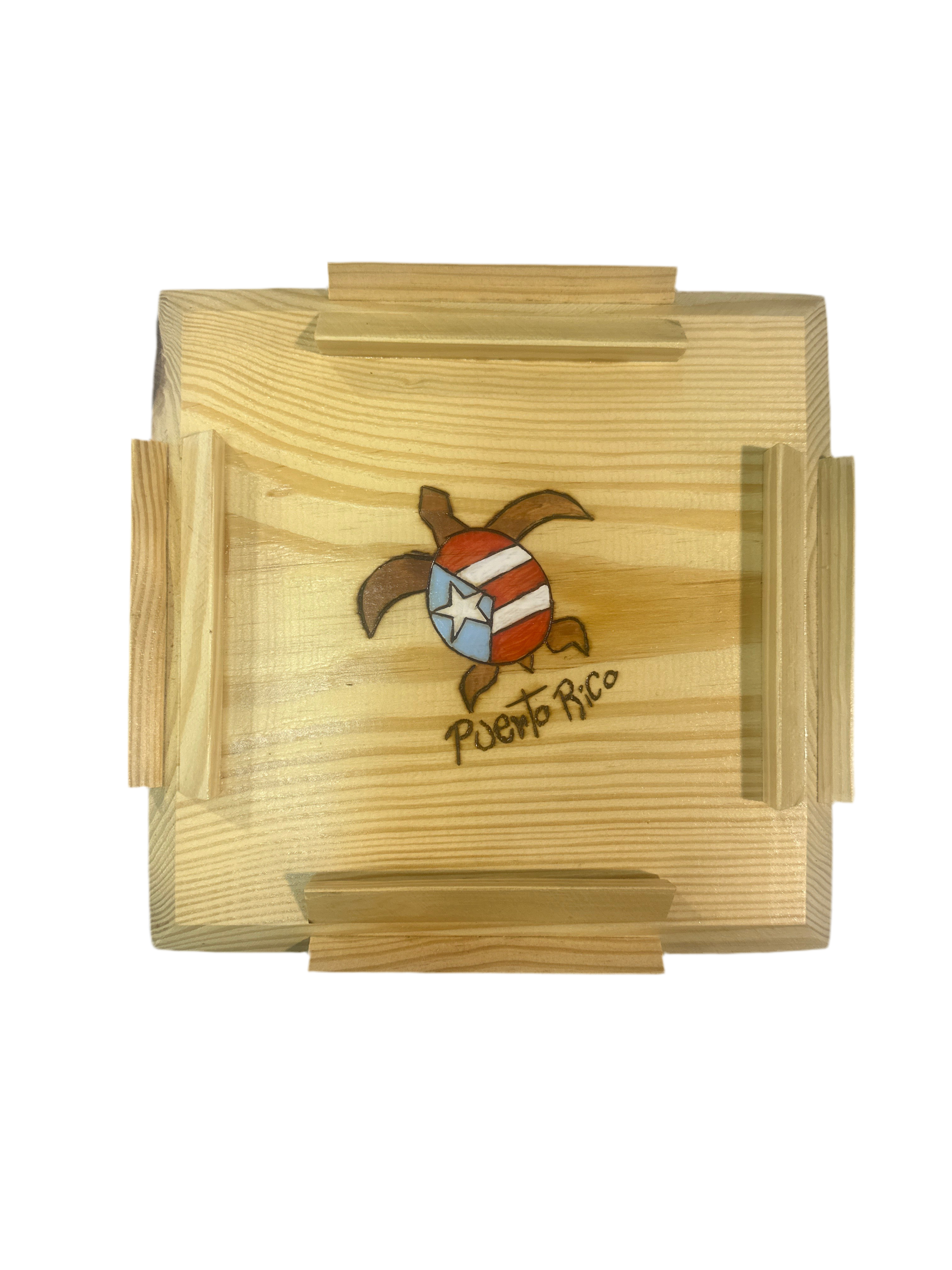 MESA DOMINO PUERTO RICO ARTESANAL EN MADERA PEQUEÑA
