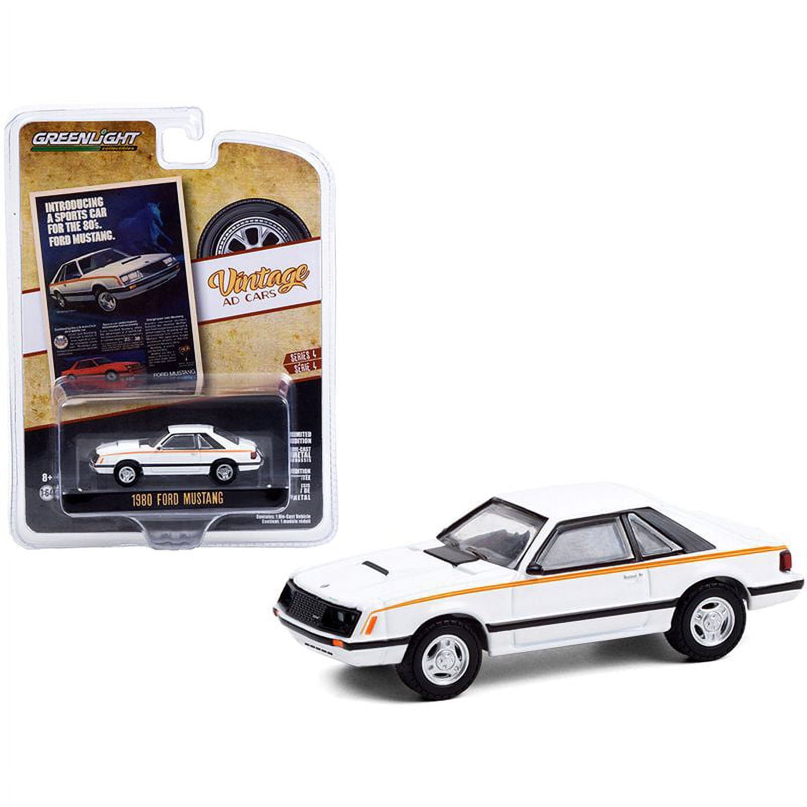 1/64 1984 FORD MUSTANG - VINTAGE AD CARS