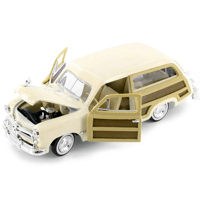 1/24 1949 FORD WOODY WAGON - TIMELESS LEGENDS