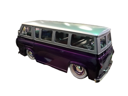 AUTOBÚS FORD ECONOLINE 1965 a escala 1/24