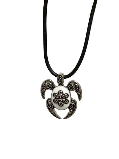 COLLAR D1 TINGLAR CON SOL TAINO PUERTO RICO # 4971