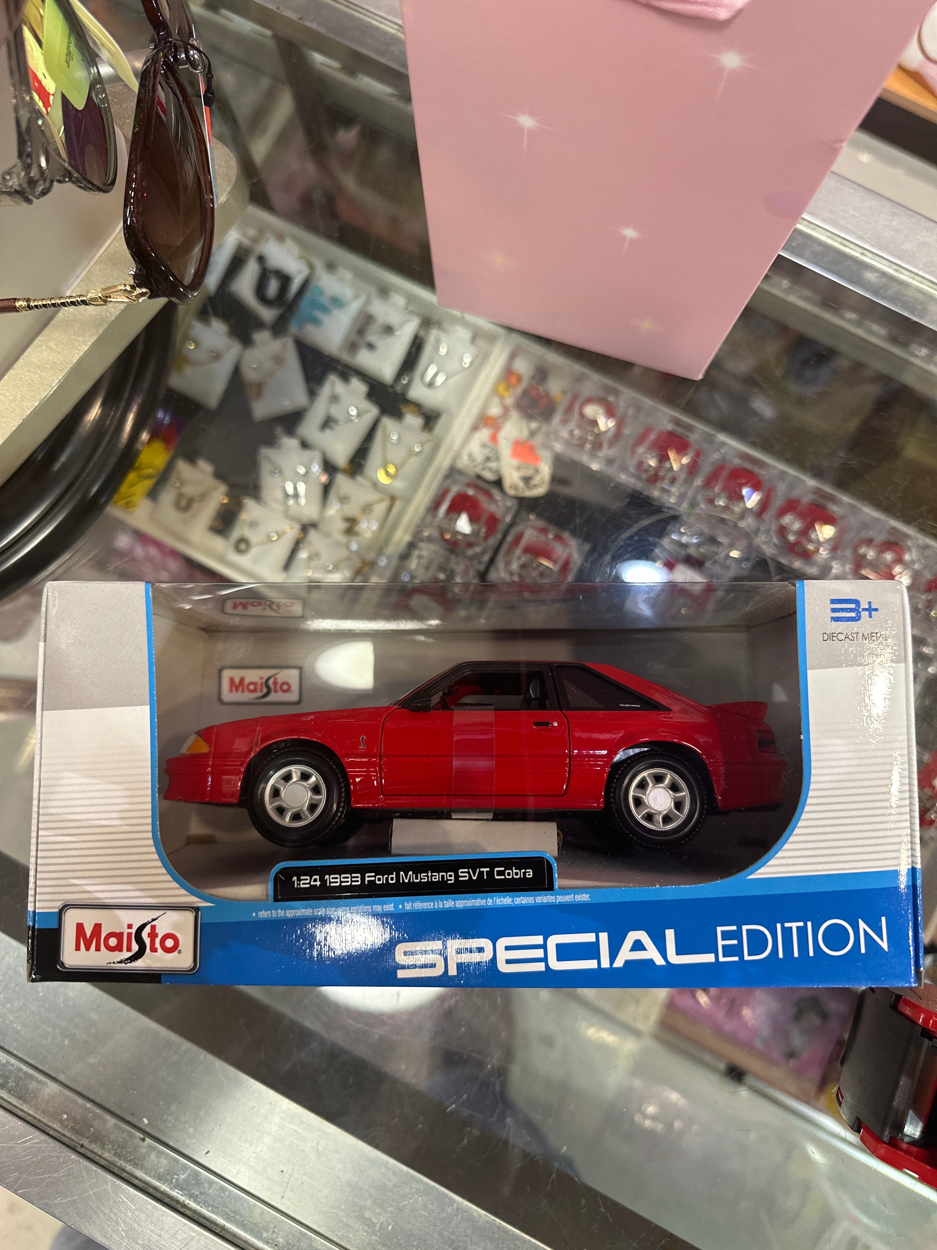 1/24 1993 FORD MUSTANG SVT COBRA - MAISTO