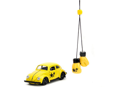 VOLKSWAGEN BEETLE 1959 A ESCALA 1/32 Y GUANTES DE BOXEO - PUNCH BUGGY