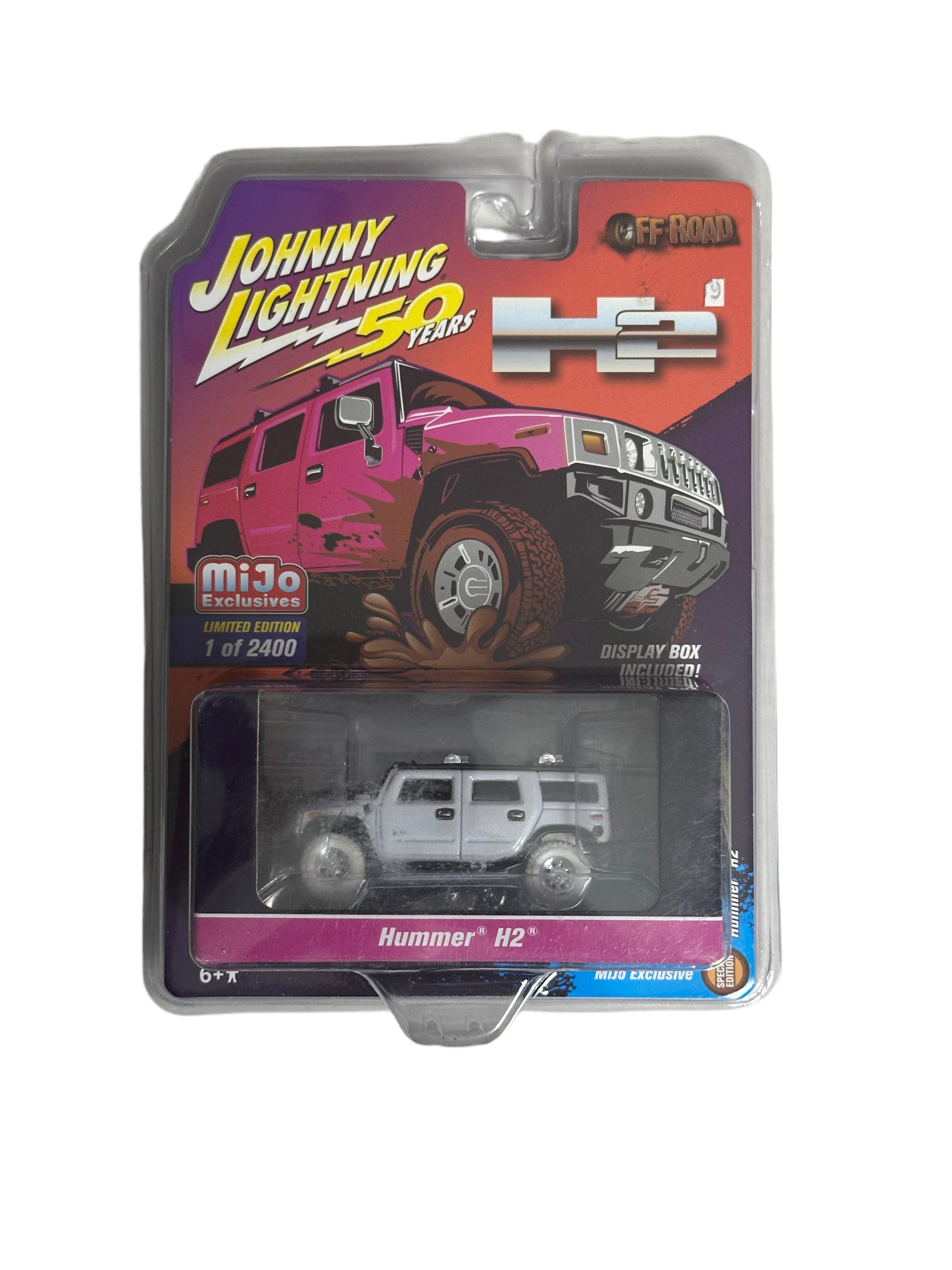 1/64  JOHNNY LIGHTNING 50 YEARS HUMMER H2 PINK "CHASE" - OFF ROAD