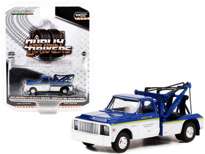 1/64 1969 CHEVROLET C-30 DUALLY WRECKER - GOODYEAR TIRE TESTING DIVISION - DUALLY DRIVERS