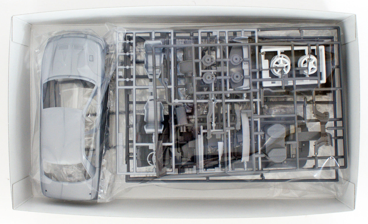 1/24 MITSUBISHI LANCER GSR EVOLUTION III PLASTIC MODEL KIT - HASEGAWA 20708