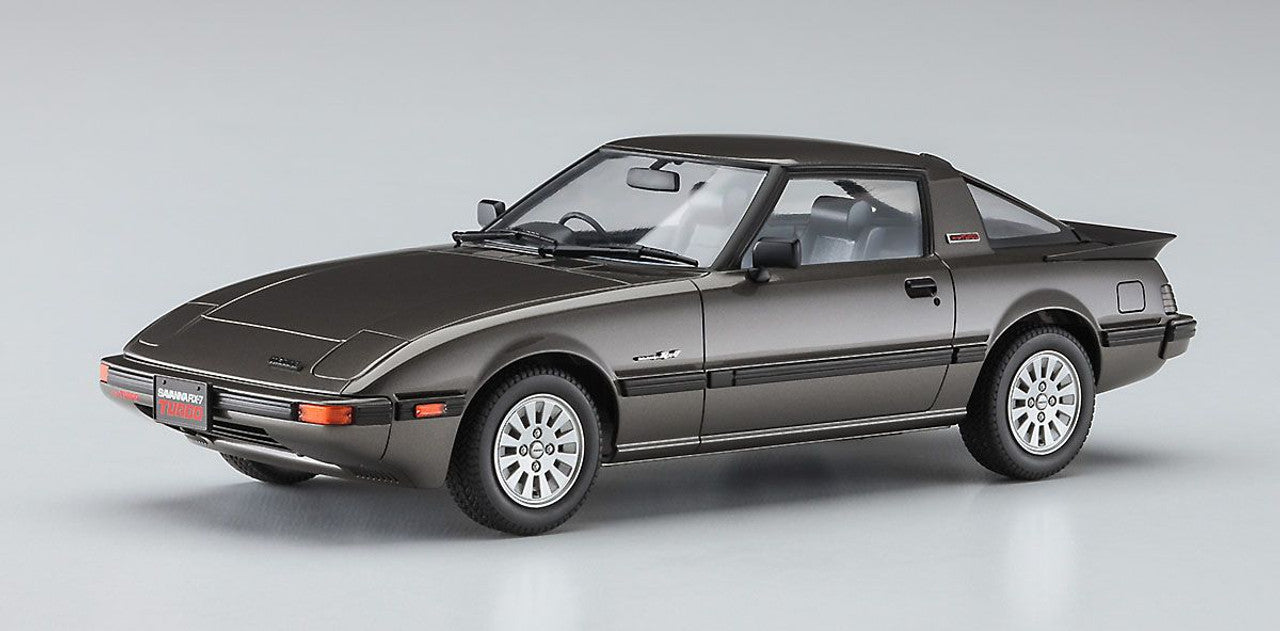 1/24 MAZDA 1983 SAVANNA RX-7 (SA22C)  LATE VERSION TURBO GT  PLASTC MODEL KIT HC-52