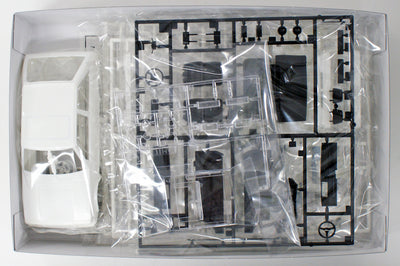1/24 MAZDA FAMILIA XG / 323 PLASTIC MODEL KIT