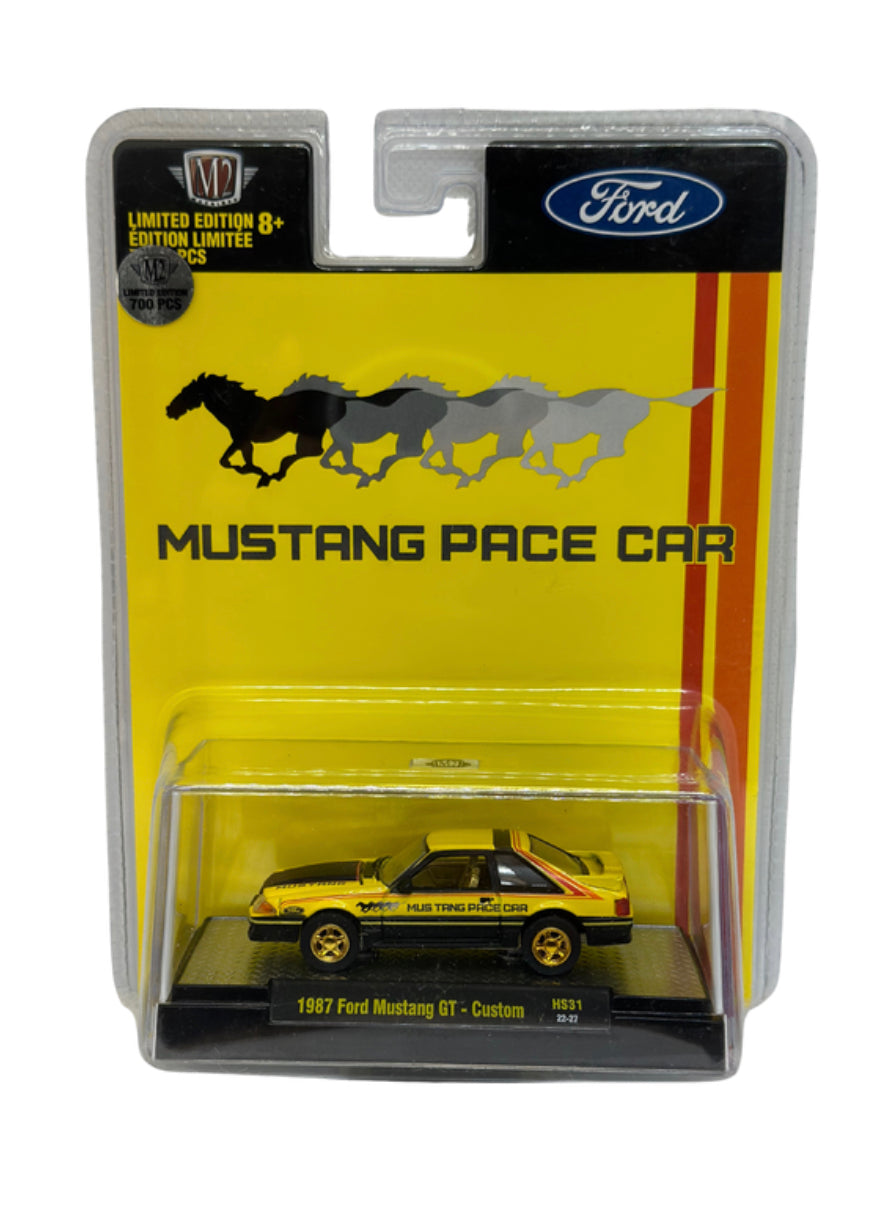 1:64 M2 1987 FORD MUSTANG GT-CUSTOM PACE CAR "CHASE" *RARE SPECIAL EDITION* (GOLD INTERIORS & RIMS)
