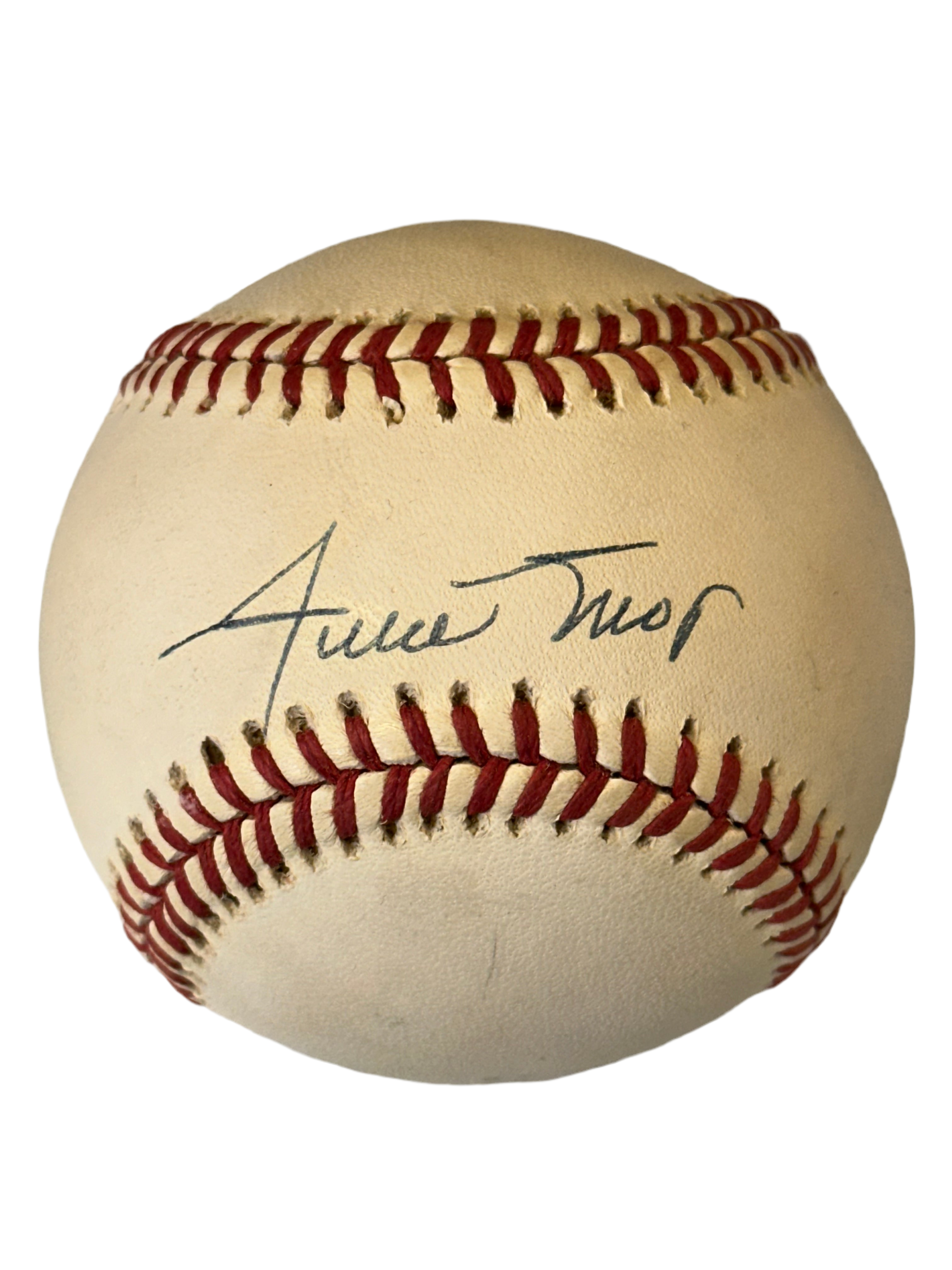 WILLIE MAYS AUTOGRAPH BASEBALL - CERTIFIED BY JSA AUTHENTICATION
