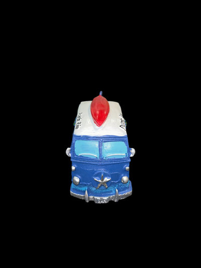 FIGURA FURGONETA VOLKSWAGEN CON DISEÑO DE PUERTO RICO