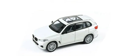 1/64 BMW X5 (G05) MINERALWHITE W/SUNROOF LHD