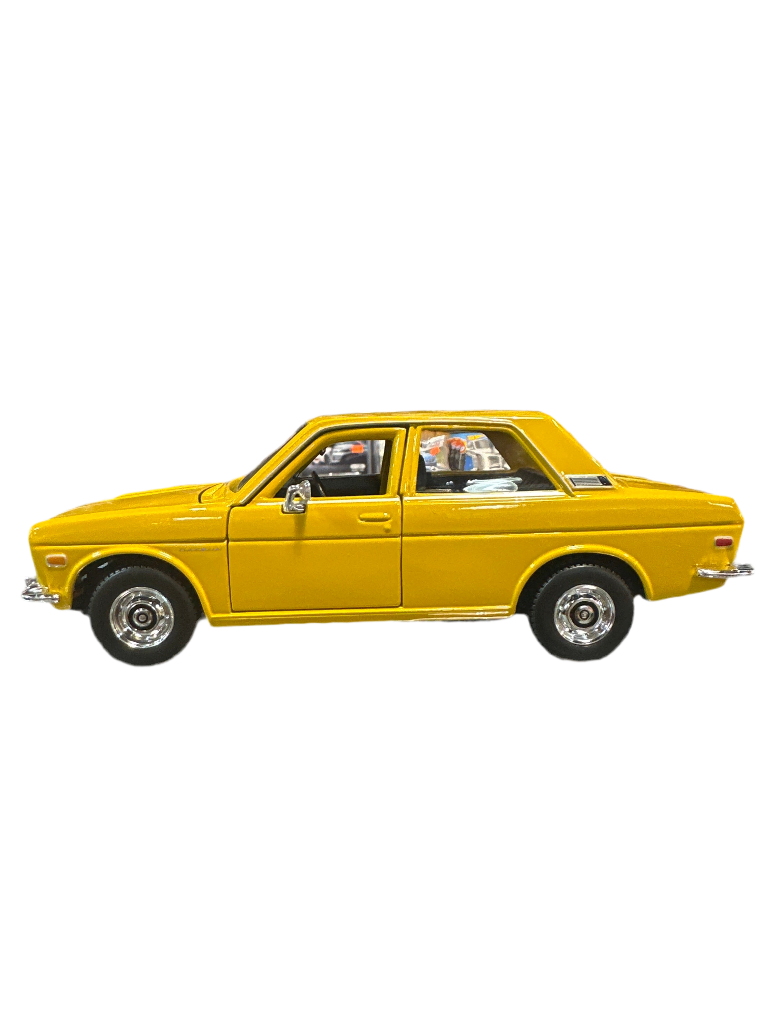 1:24 DATSUN 510 1971