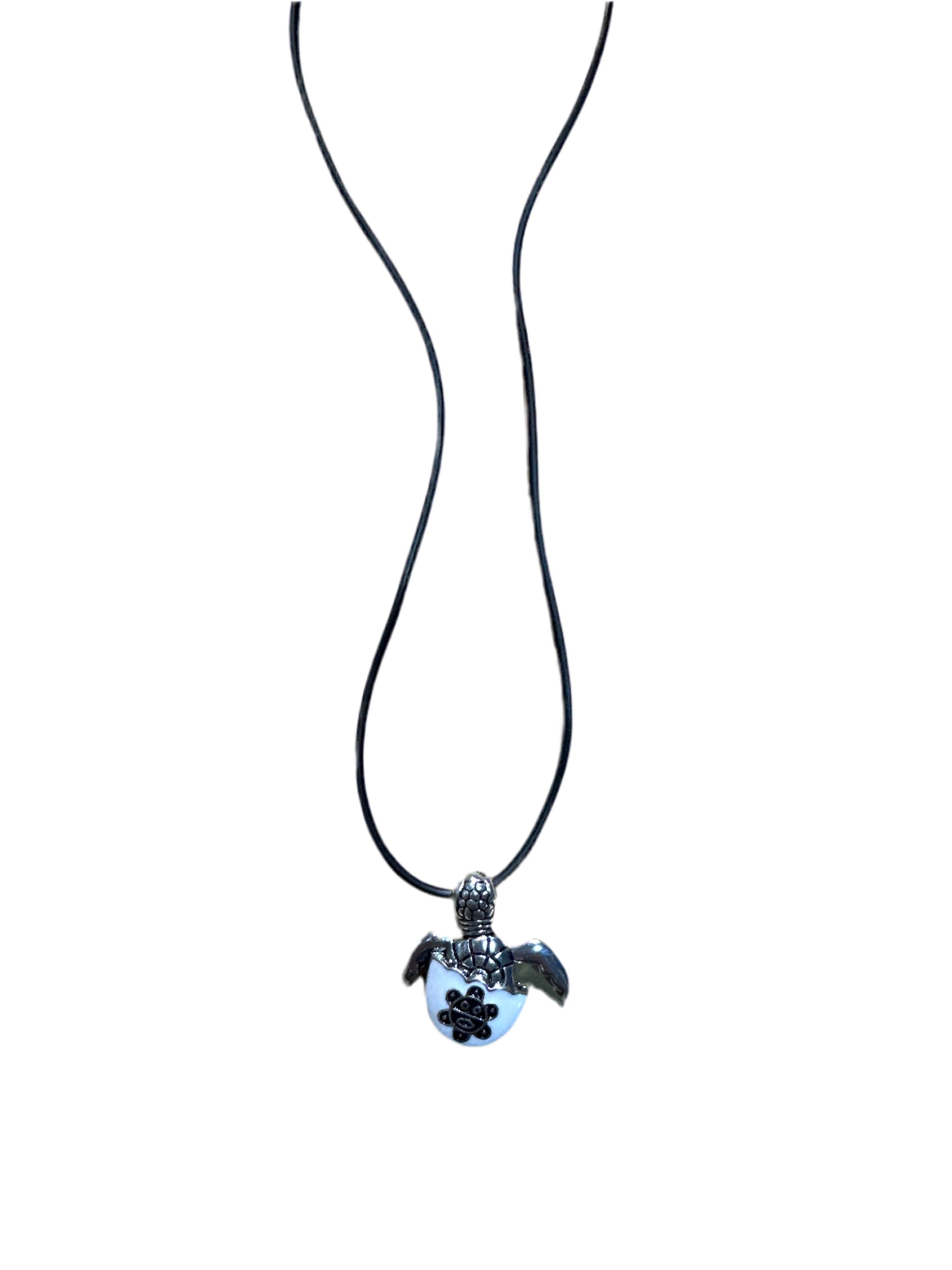 COLLAR (A-2)DE PUERTO RICO EN FORMA DE TORTUGA CON SOL TAINO - PUERTO RICO NECKLACES TURTLE WITH SUN TAINO