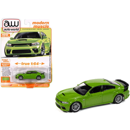1/64 2023 DODGE CHARGER R/T SCAT PACK SWINGER - AUTO WORLD