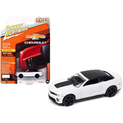 CHEVY CAMARO ZL1 2013, escala 1/64, color blanco cumbre