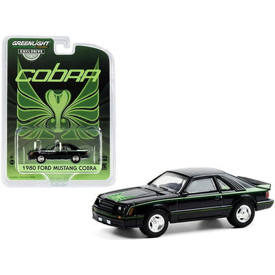 1/64 FORD MUSTANG COBRA 1980 NEGRO CON GRÁFICOS DE CAPÓ COBRA VERDE