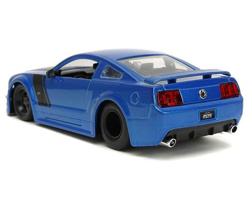 1/24 2006 FORD MUSTANG GT - BIG TIME MUSCLE