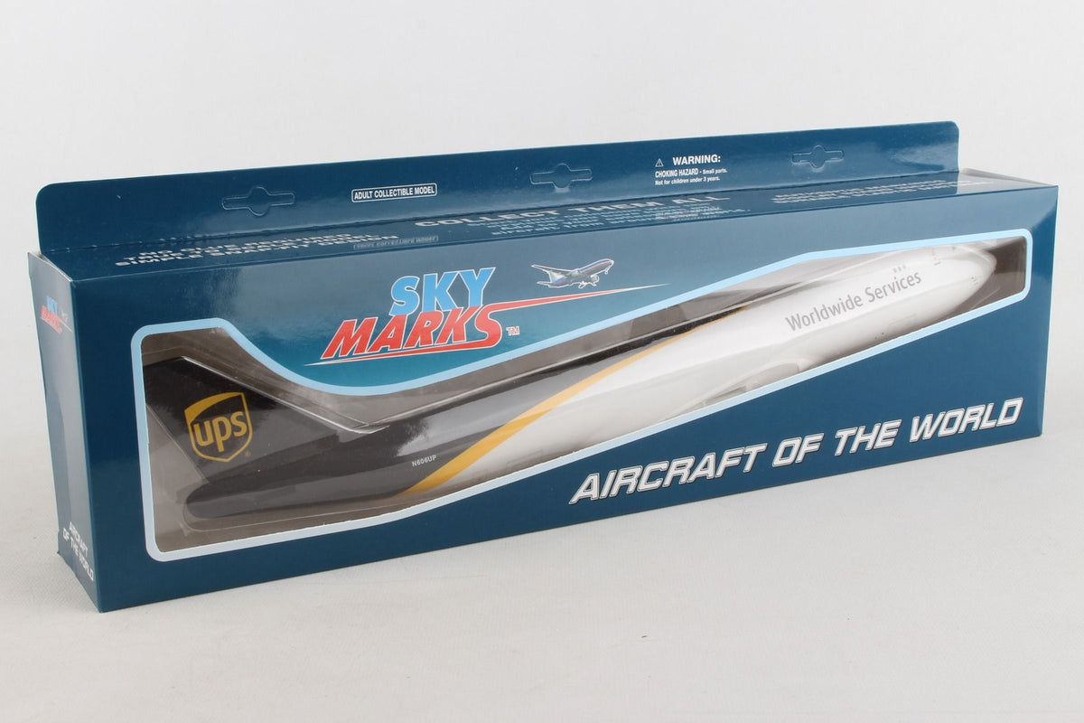 1/200 UPS AIRCRAFT B747-400F W/GEAR NEW - SKY MARKS