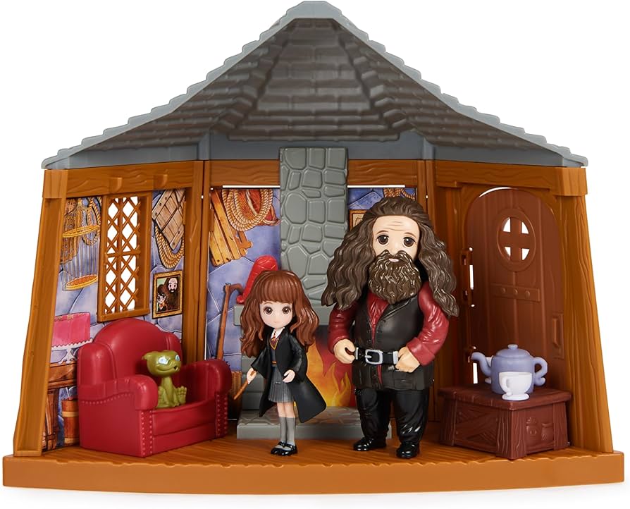 HARRY POTTER HAGRID’S HIT MAGICAL MINIS FIGURE SET
