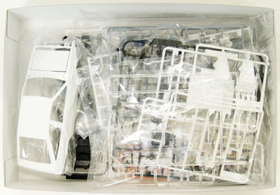 1/24 TOYOTA SPRINTER TRUENO AE86 GT-APEX ‘84 PLASTIC MODEL KIT