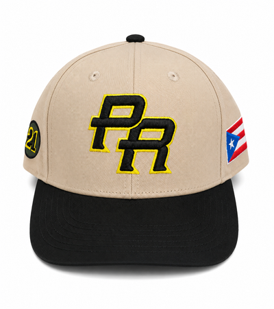 GORRA DE PUERTO RICO - CREMA CON VICERA NEGRA Y LETRAS NEGRAS CON BORDE DE LETRA AMARILLO - PUERTO RICO CAP BEIGE & BLACK WITH BLACK LETTERS & YELLOW OUTLINE LETTERS