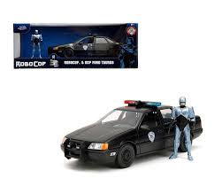 1/24 1986 FORD TAURUS - ROBOCOP & FORD TAURUS WITH FIGURE
