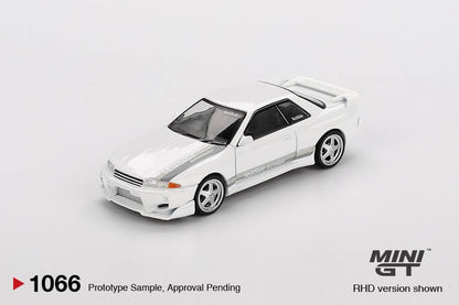 1/64 NISSAN SKYLINE GT-R (R32) VeilSide COMBAT C-1 - MINI GT