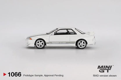 1/64 NISSAN SKYLINE GT-R (R32) VeilSide COMBAT C-1 - MINI GT