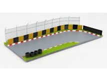 DIORAMA DE PISTA DE CARRERAS A ESCALA 1/64