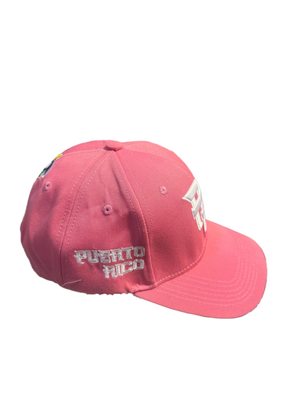 GORRA DE PUERTO RICO - ROSA CON LETRAS BLANCAS