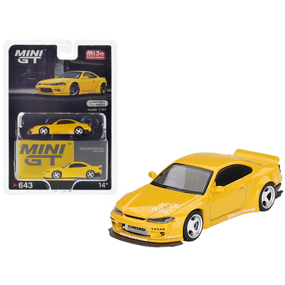1/64 NISSAN SILVIA S15 RHD ROCKET BUNNY BRONCE AMARILLO