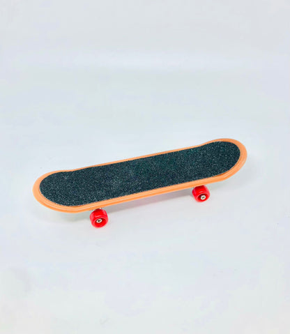 Hand skate board